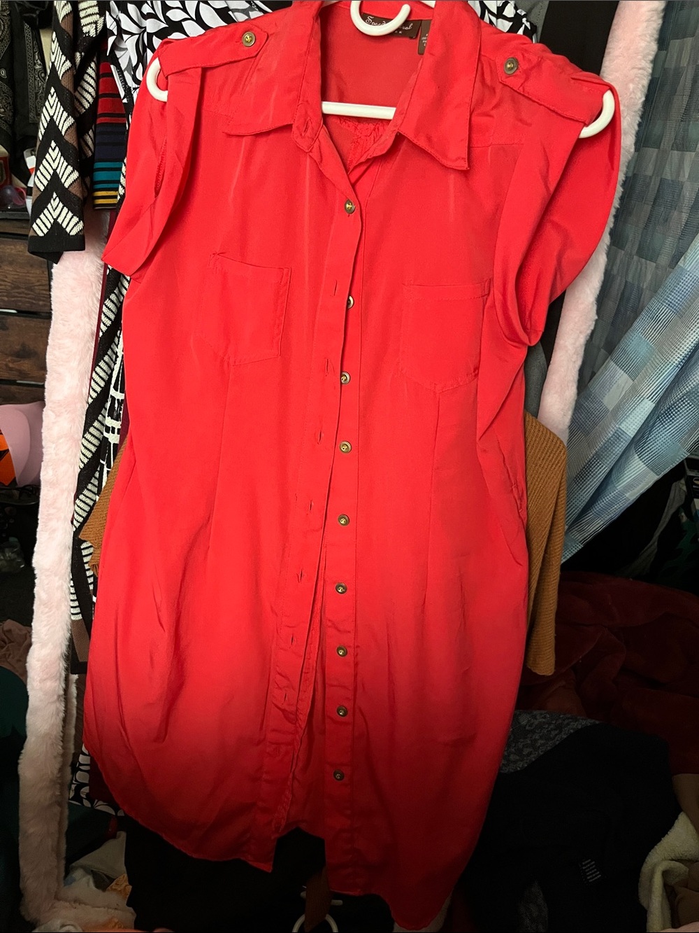Women's Sleeveless Button-Down Shirt Dress - Red